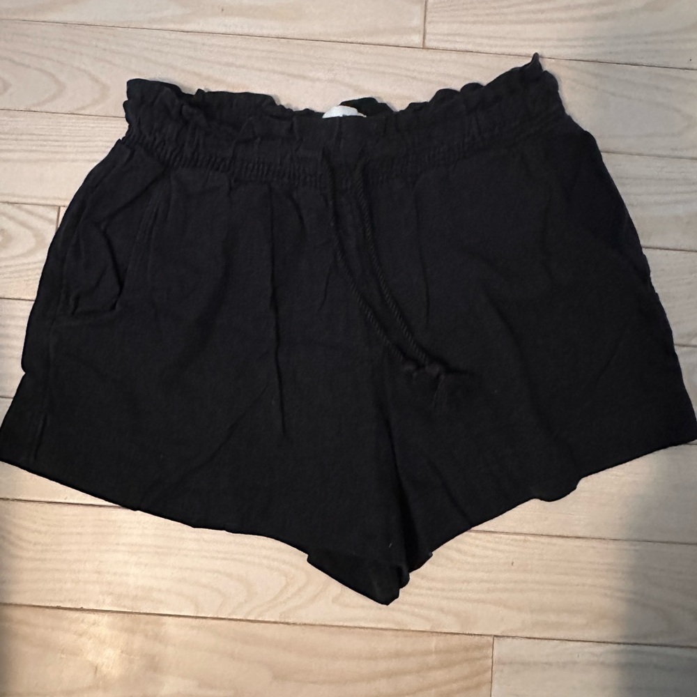 Abercrombie Women’s Black Linen Shorts